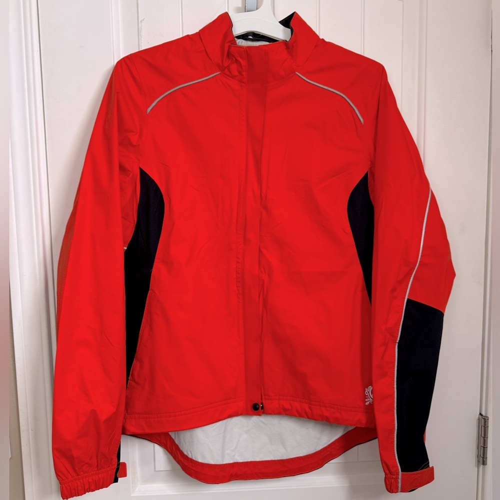 Athletic windbreaker jacket